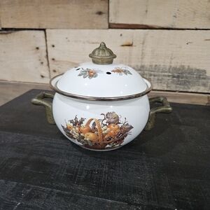 White Ceramic Harvest Basket Decorative Lidded Bowl